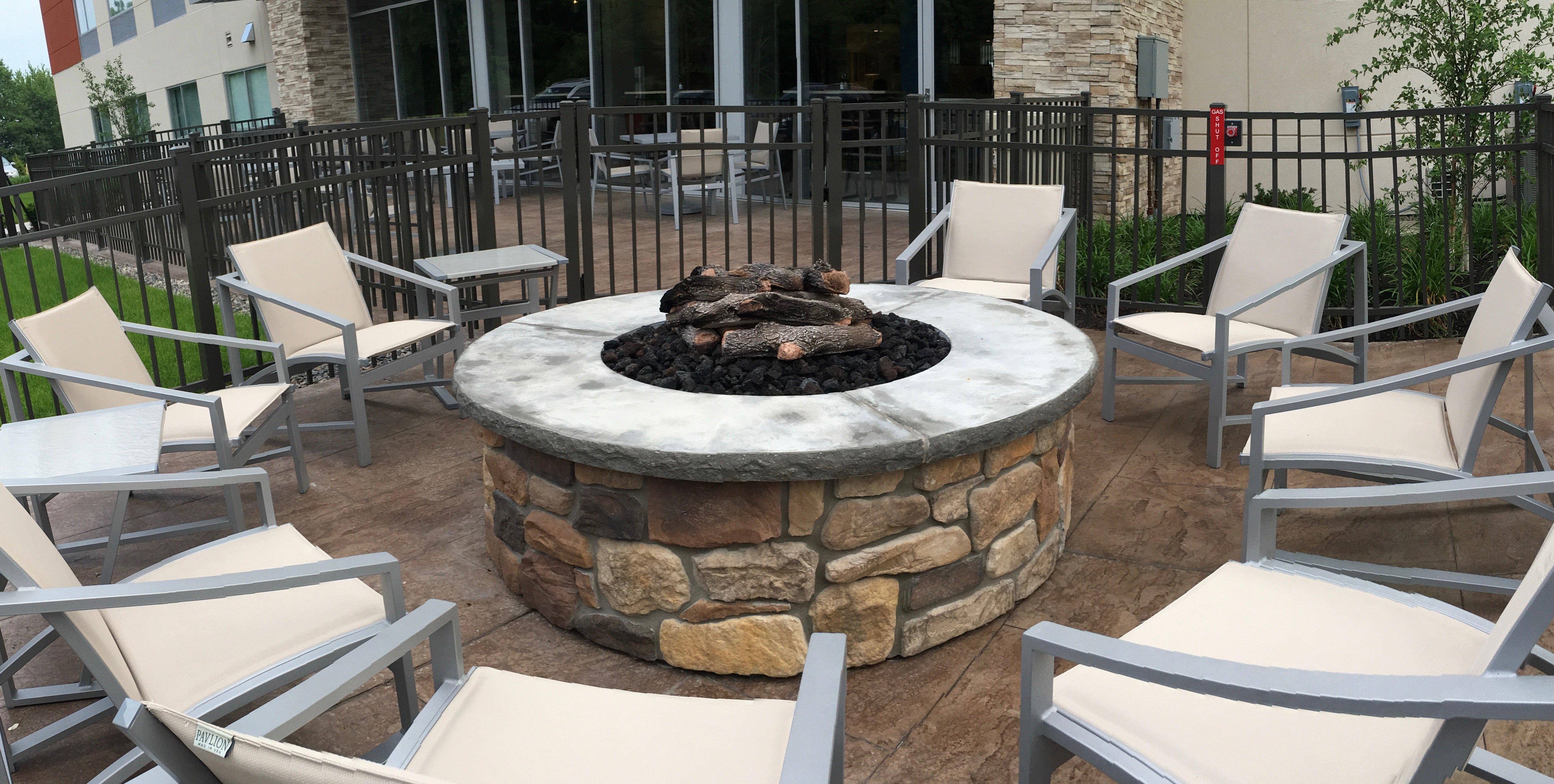 Holiday Inn Express & Suites Oswego By Ihg Zewnętrze zdjęcie