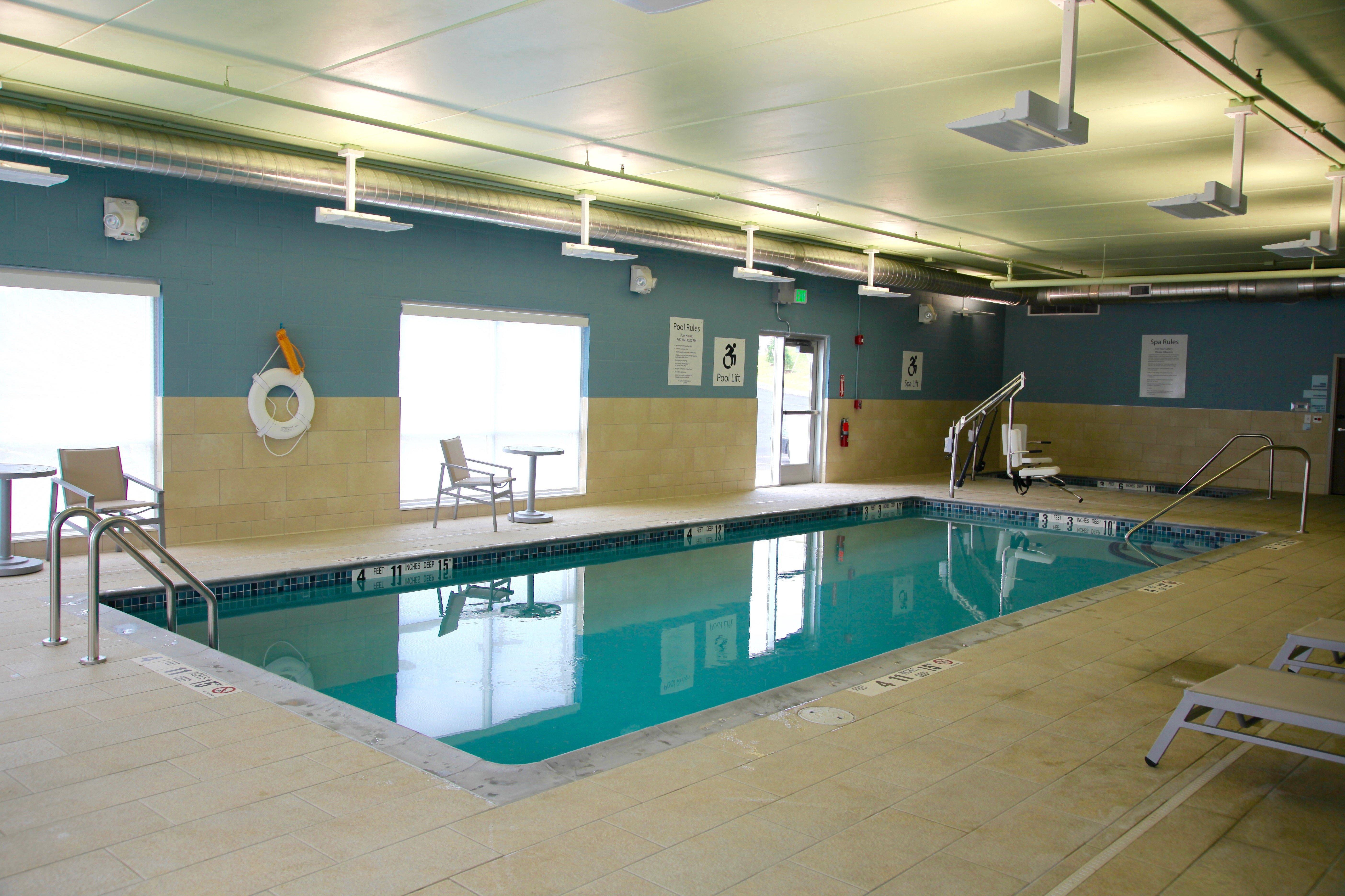 Holiday Inn Express & Suites Oswego By Ihg Zewnętrze zdjęcie